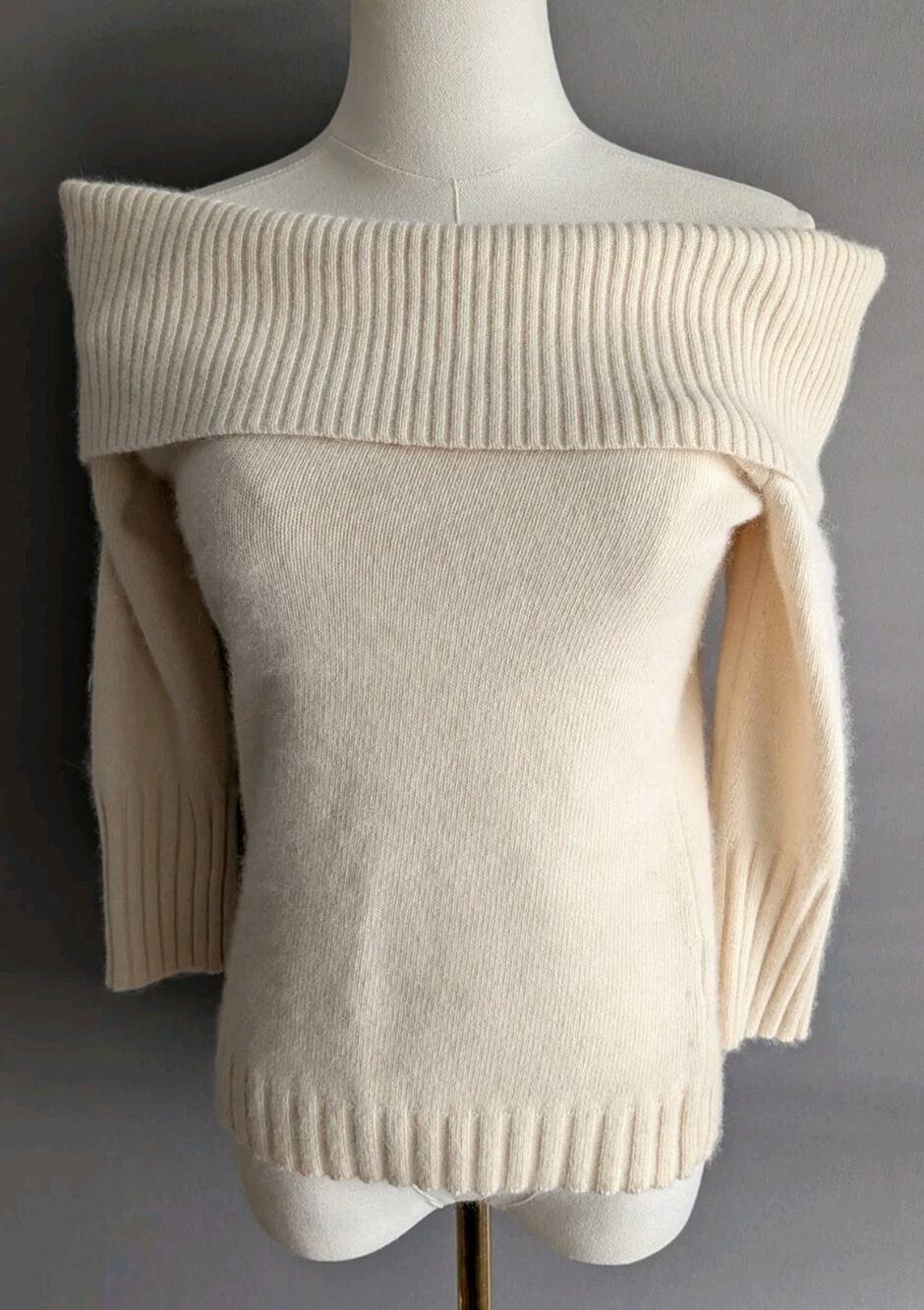 Banana Republic Lambswool Angora Sweater Small Ivory Off Shoulder Cowl Neck Soft